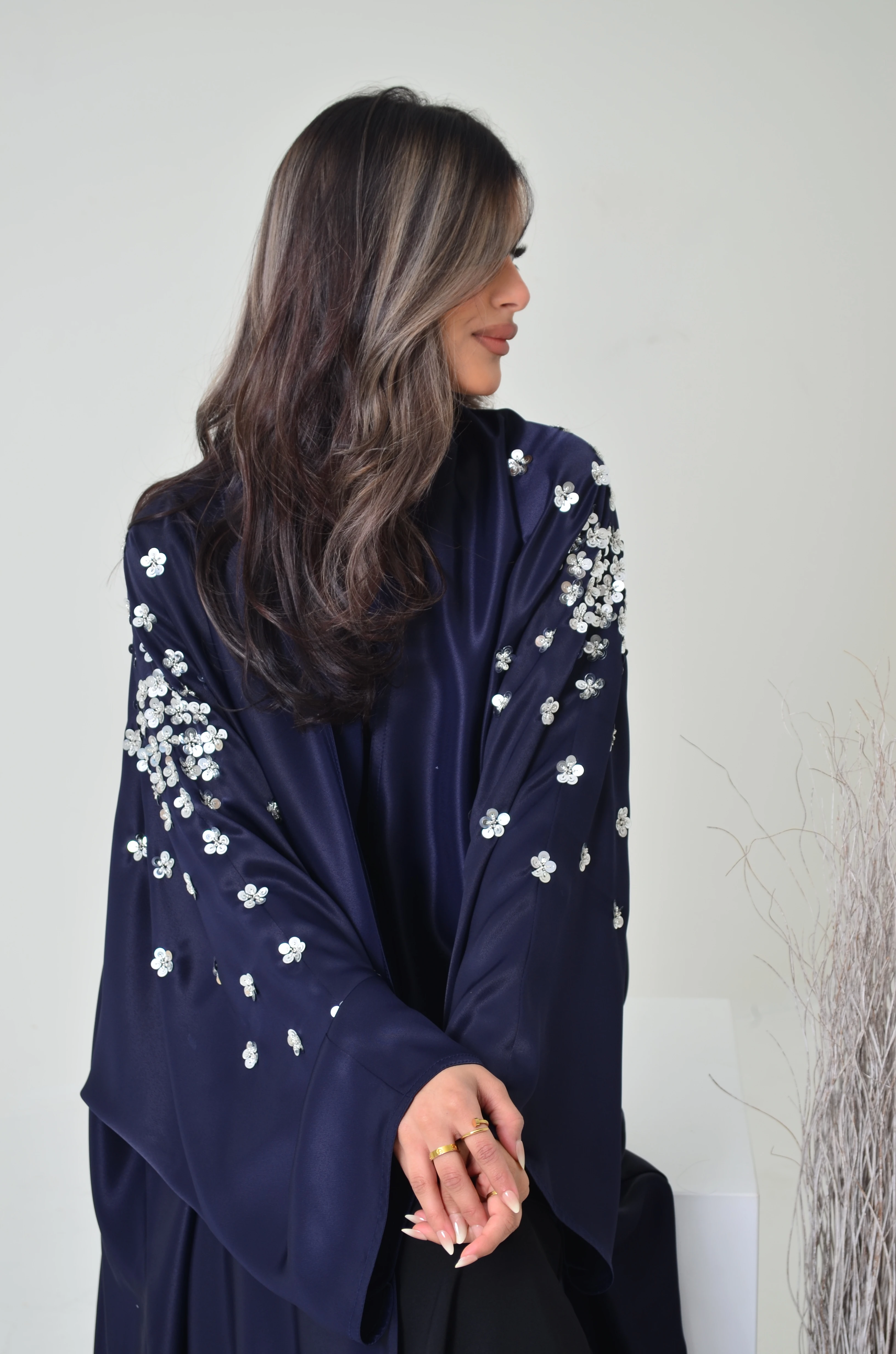 The navy blue abaya